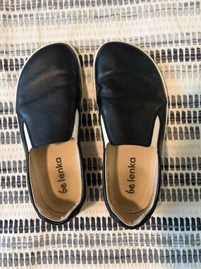 be lenka Eazy Black Slip-On Sneakers unisex size 43